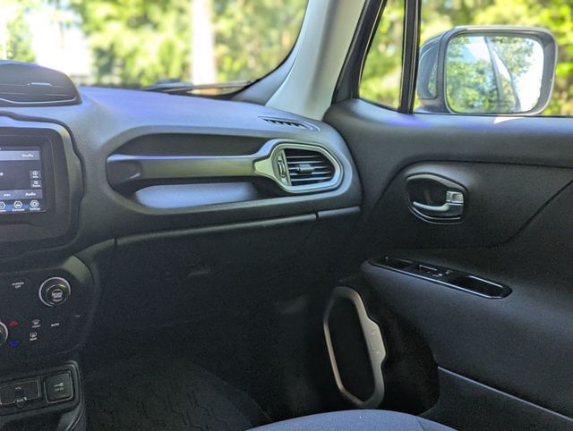 2018 Jeep Renegade Latitude FWD - 23035614 - 23