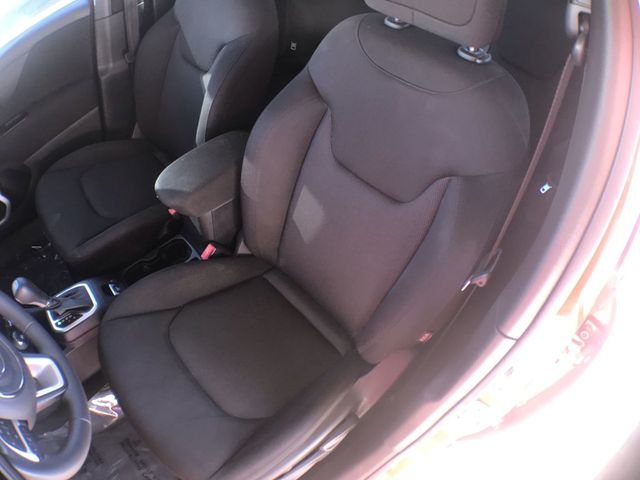 2018 Jeep Renegade Sport 4x4 - 22942335 - 13