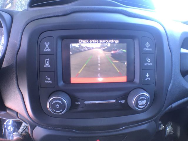 2018 Jeep Renegade Sport 4x4 - 22942335 - 17