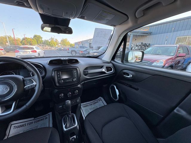 2018 Jeep Renegade Sport 4x4 - 22859463 - 16