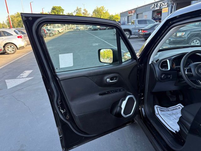 2018 Jeep Renegade Sport 4x4 - 22859463 - 20