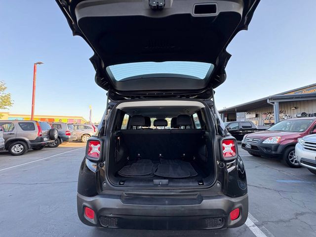 2018 Jeep Renegade Sport 4x4 - 22859463 - 24