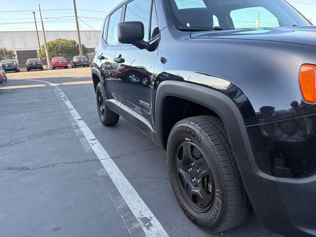 2018 Jeep Renegade Sport 4x4 - 22859463 - 8