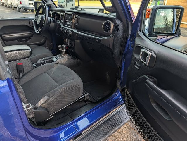 2018 Jeep Wrangler Loaded 2-Door JL 4x4 Convertible - 22949194 - 21