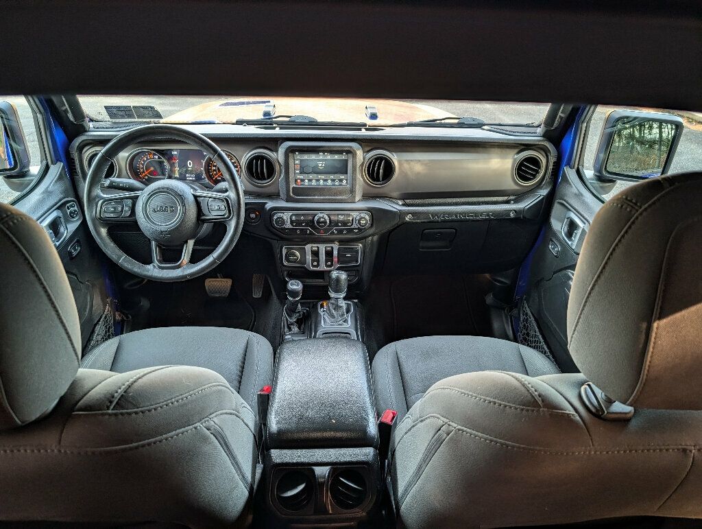 2018 Jeep Wrangler LOADED TWO DOOR - 22949194 - 18