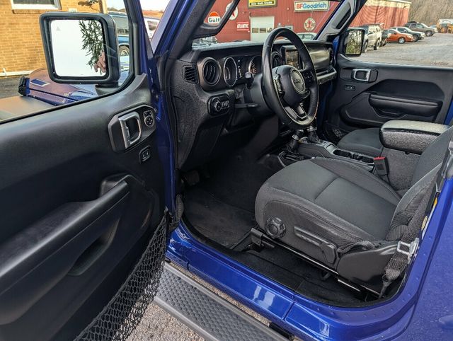 2018 Jeep Wrangler LOADED TWO DOOR - 22949194 - 20