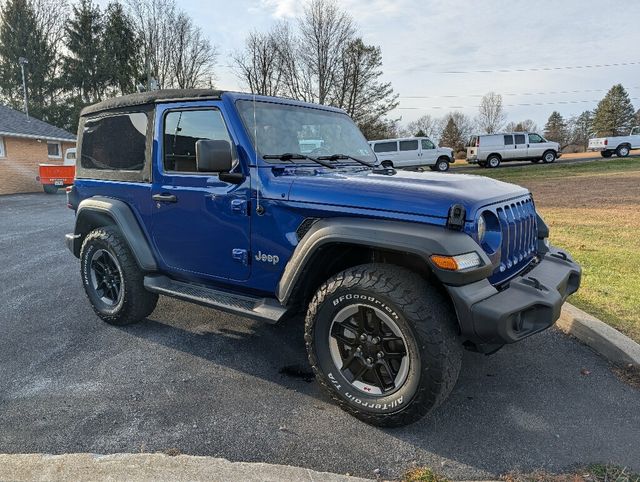 2018 Jeep Wrangler LOADED TWO DOOR - 22949194 - 38