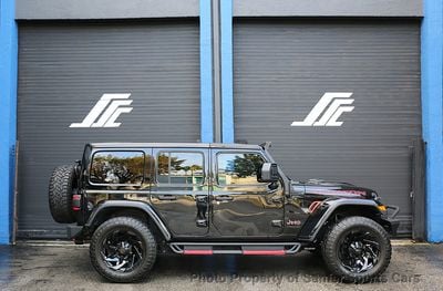 2018 Jeep Wrangler - 1C4HJXFG1JW259852