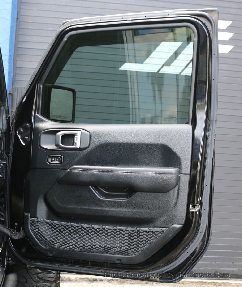 2018 Jeep Wrangler Rubicon 4x4 - 22983976 - 23