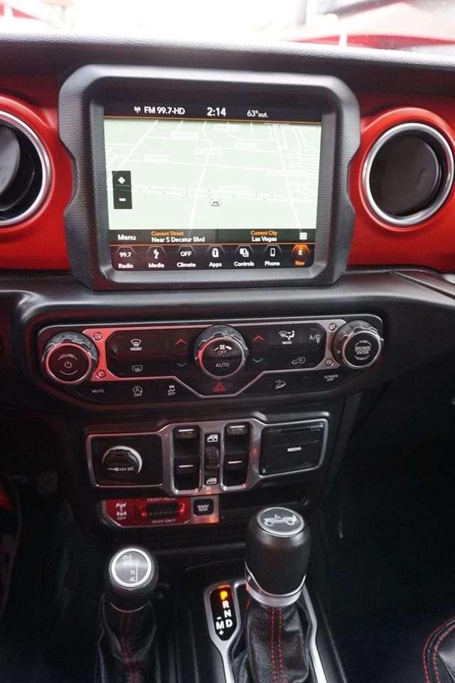 2018 Jeep Wrangler RUBICON, 4X4, PREMIUM WHEELS, NAVIGATION, BACKUP CAMERA - 22964603 - 30