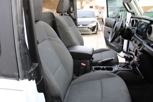 2018 Jeep Wrangler Sport 4x4 - 22985951 - 19