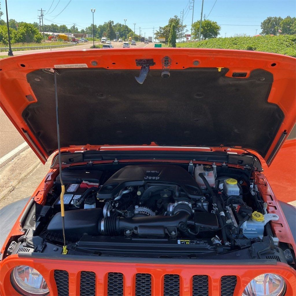 2018 Jeep Wrangler Sport S - 22486571 - 15