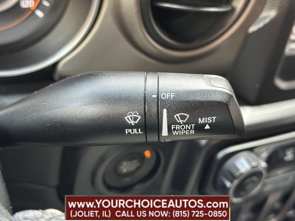 2018 Jeep Wrangler Sport S 4x4 - 22850379 - 32