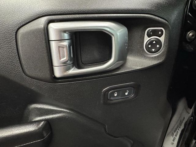 2018 Jeep Wrangler Unlimited Sport - 23075987 - 12