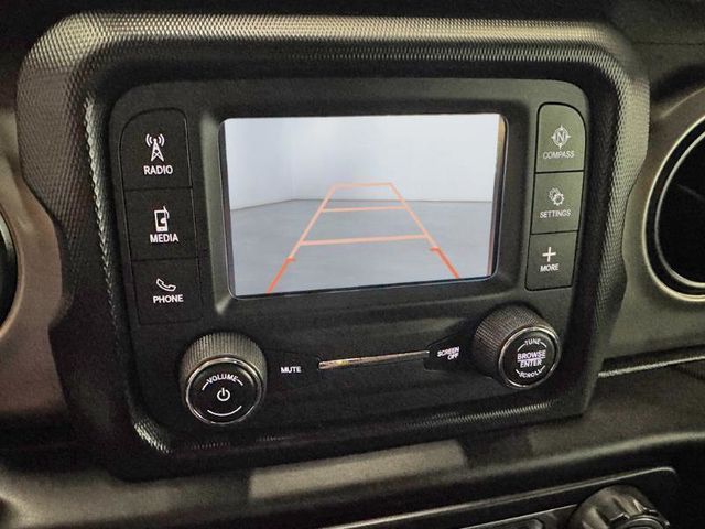 2018 Jeep Wrangler Unlimited Sport - 23075987 - 16