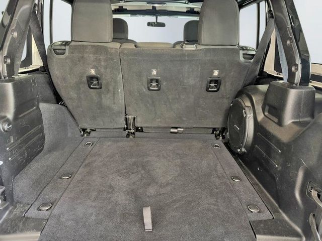 2018 Jeep Wrangler Unlimited Sport - 23075987 - 20