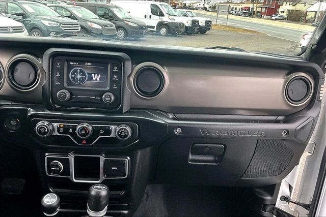 2018 Jeep Wrangler Unlimited Sport - 22961170 - 31