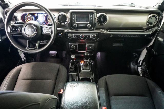 2018 Jeep Wrangler Unlimited Sport - 23010220 - 10