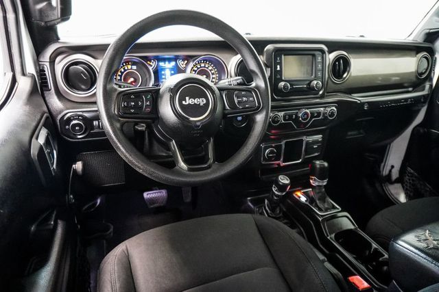 2018 Jeep Wrangler Unlimited Sport - 23010220 - 11