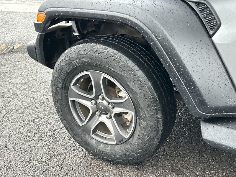 2018 Jeep Wrangler Unlimited Sport S - 22962517 - 11