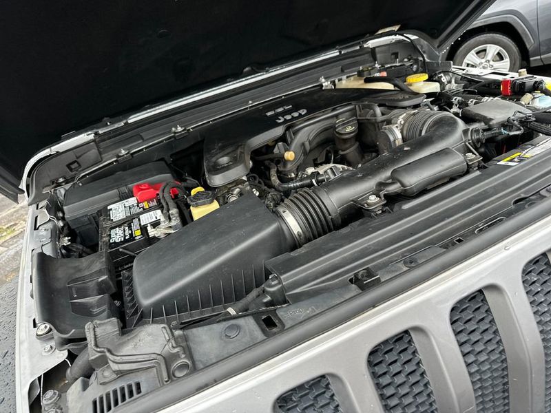 2018 Jeep Wrangler Unlimited Sport S - 22962517 - 21