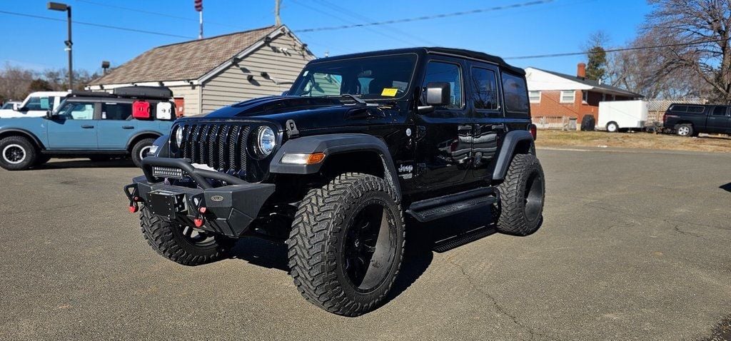 2018 Jeep Wrangler Unlimited Sport S - 22775291 - 2