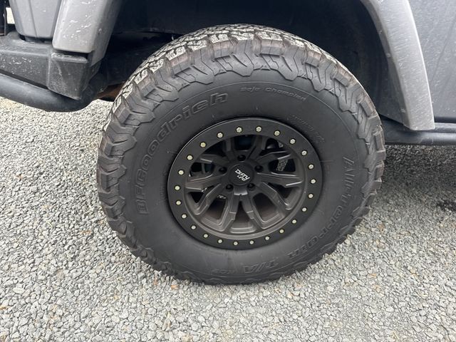 2018 Jeep Wrangler JK Freedom Edition 4x4 - 22956736 - 22