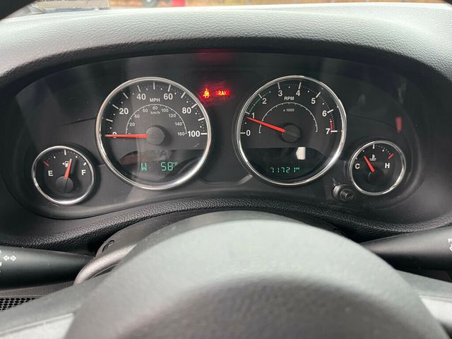 2018 Jeep Wrangler JK JK with 6 SPEED STICK SHIFT - 22945618 - 37