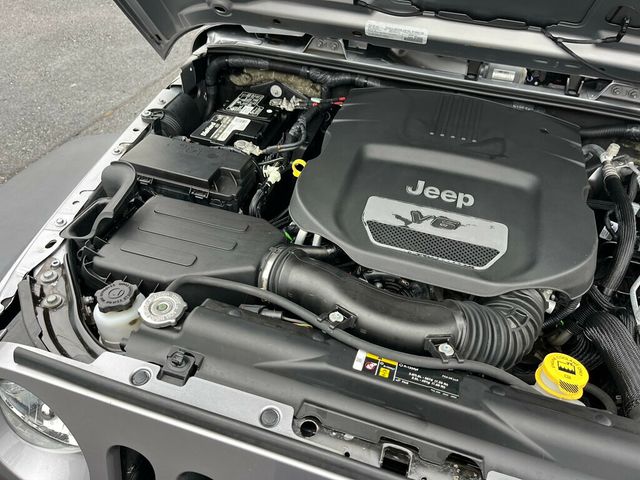 2018 Jeep Wrangler JK JK with 6 SPEED STICK SHIFT - 22945618 - 42