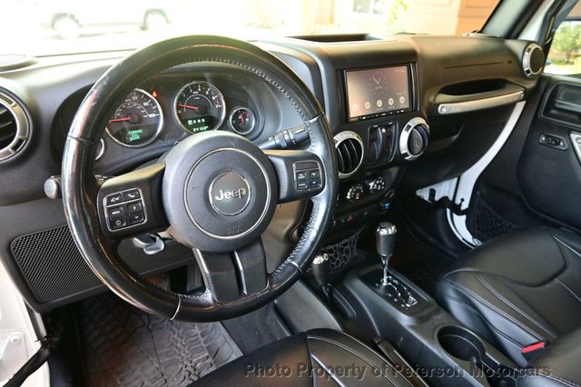 2018 Jeep Wrangler JK Sahara 4x4 - 23043258 - 18