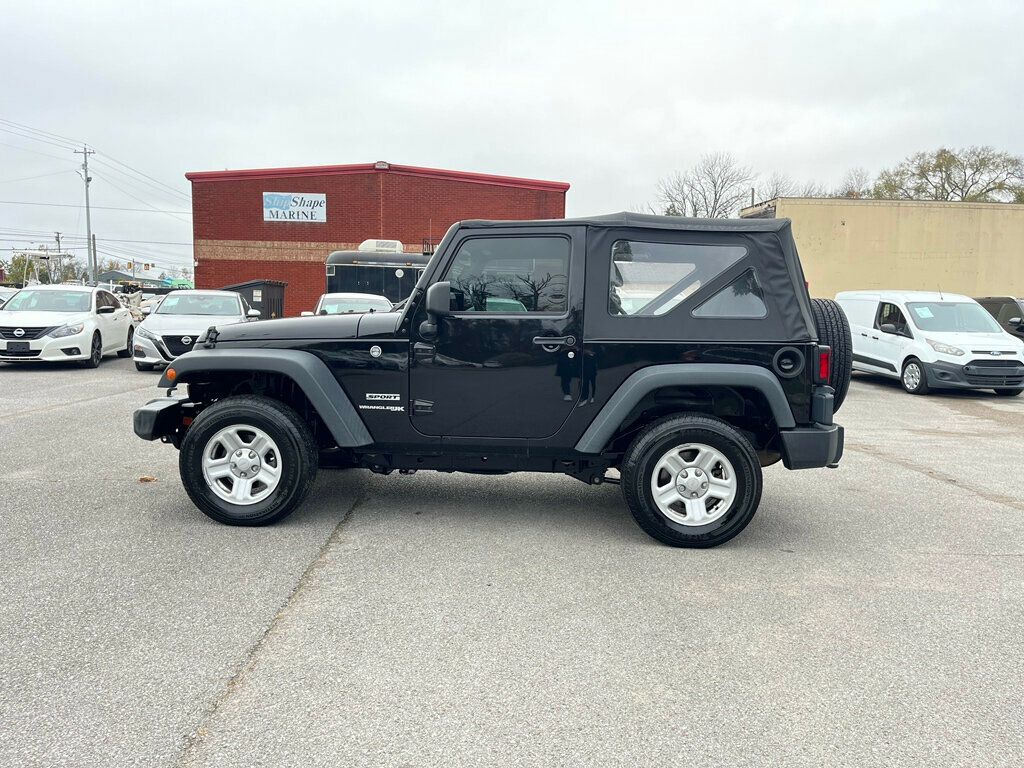 2018 Jeep Wrangler JK Sport 4x4 - 22662233 - 3