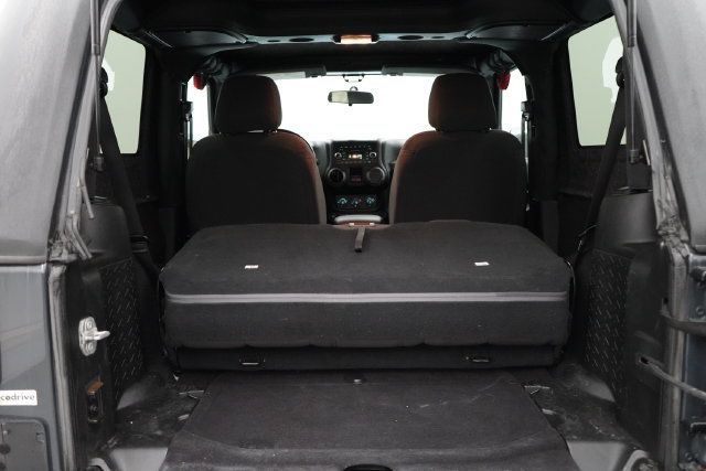 2018 Jeep Wrangler JK Sport 4x4 - 23085788 - 27