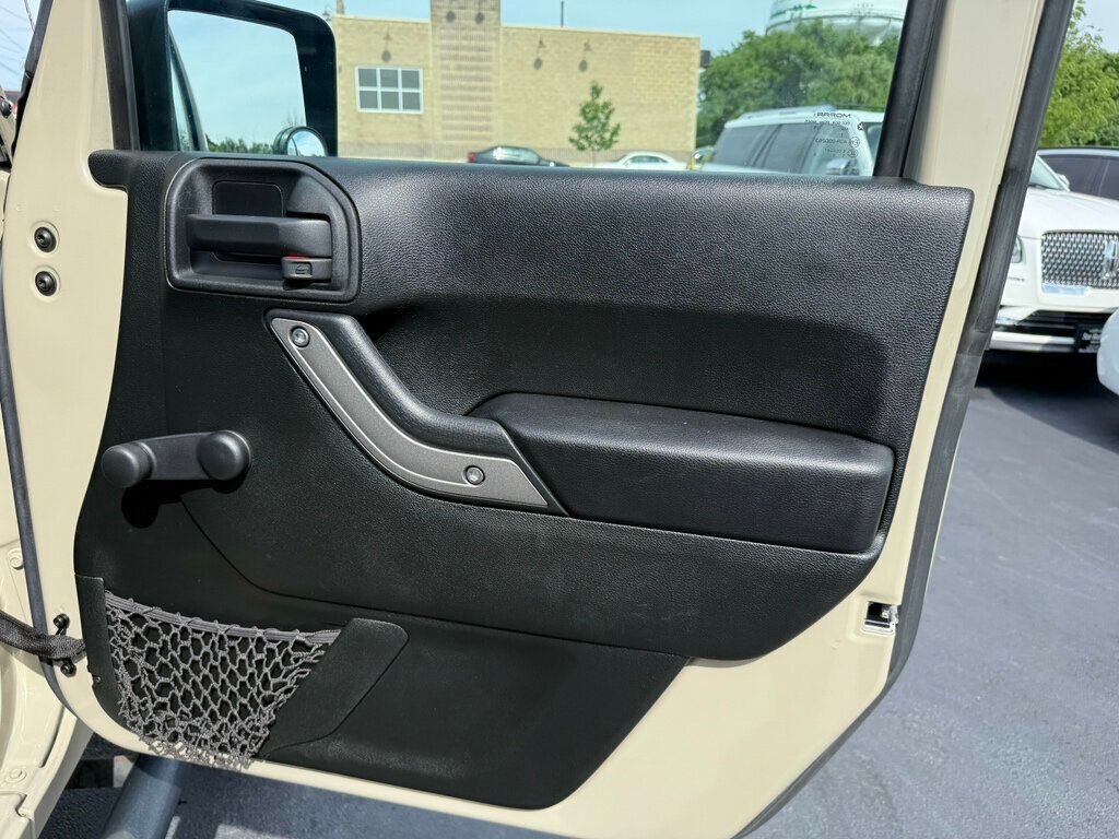 2018 Jeep Wrangler JK Sport 4x4 - 23052249 - 17