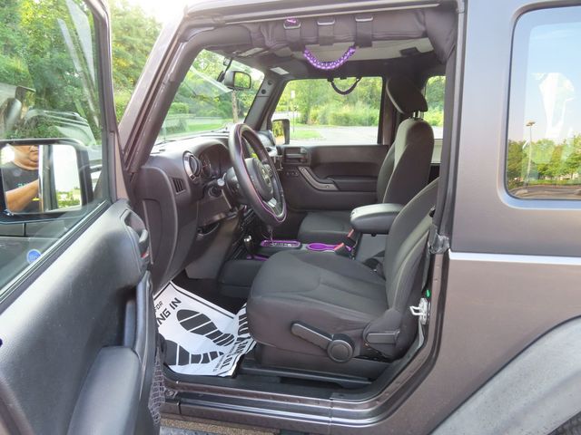 2018 Jeep Wrangler JK Sport S 4x4 - 23065217 - 21