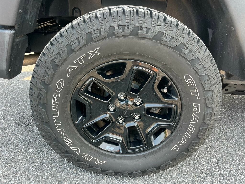 2018 Jeep Wrangler Willys Two-Door photo 14