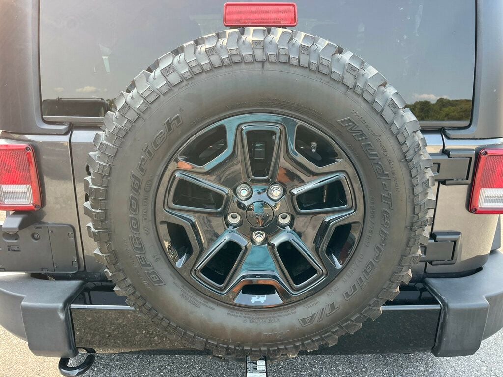 2018 Jeep Wrangler Willys Two-Door photo 17