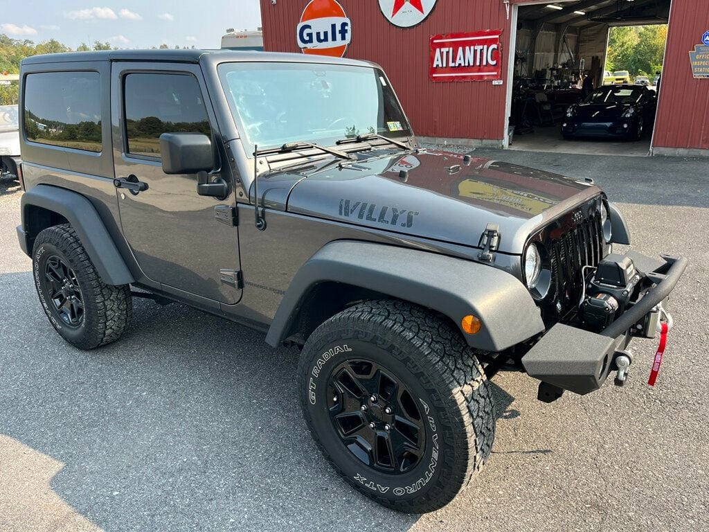 2018 Jeep Wrangler Willys Two-Door photo 2