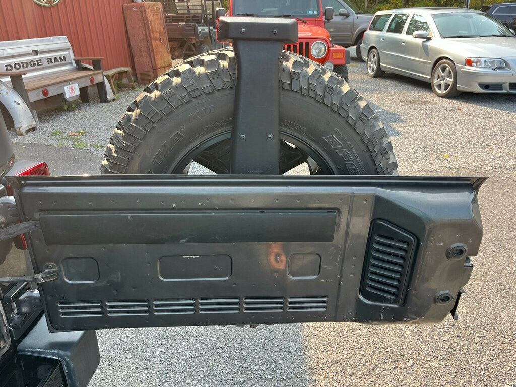 2018 Jeep Wrangler Willys Two-Door photo 28