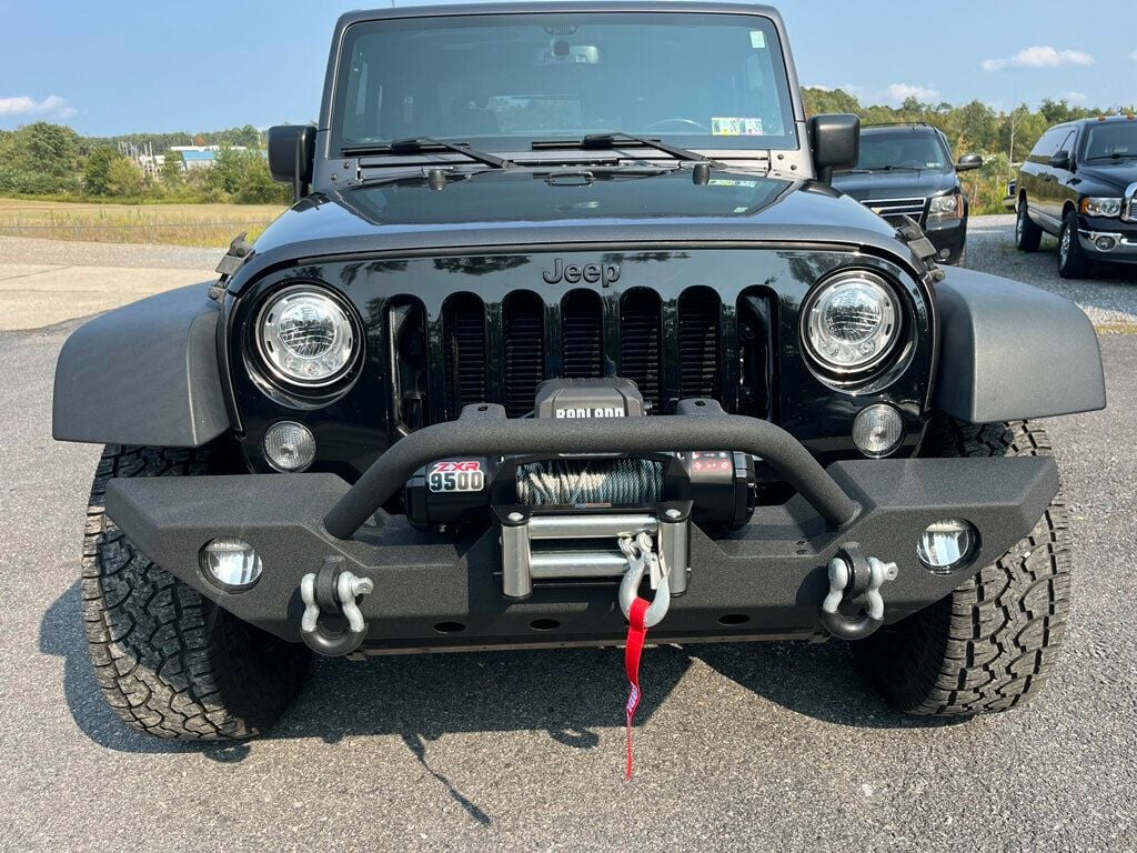 2018 Jeep Wrangler Willys Two-Door photo 9