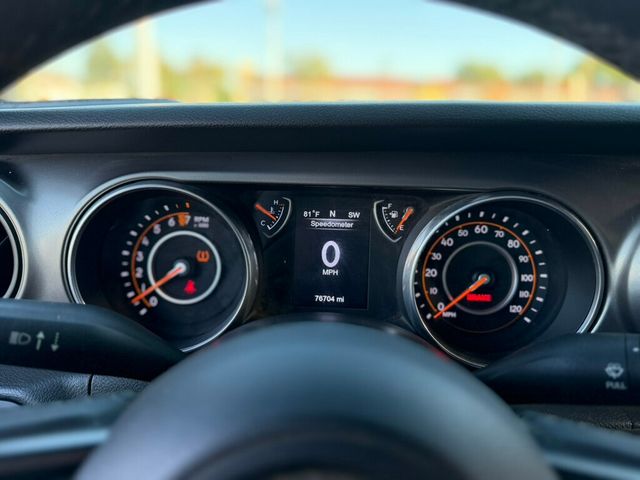 2018 Jeep Wrangler JK Unlimited  - 23040764 - 12