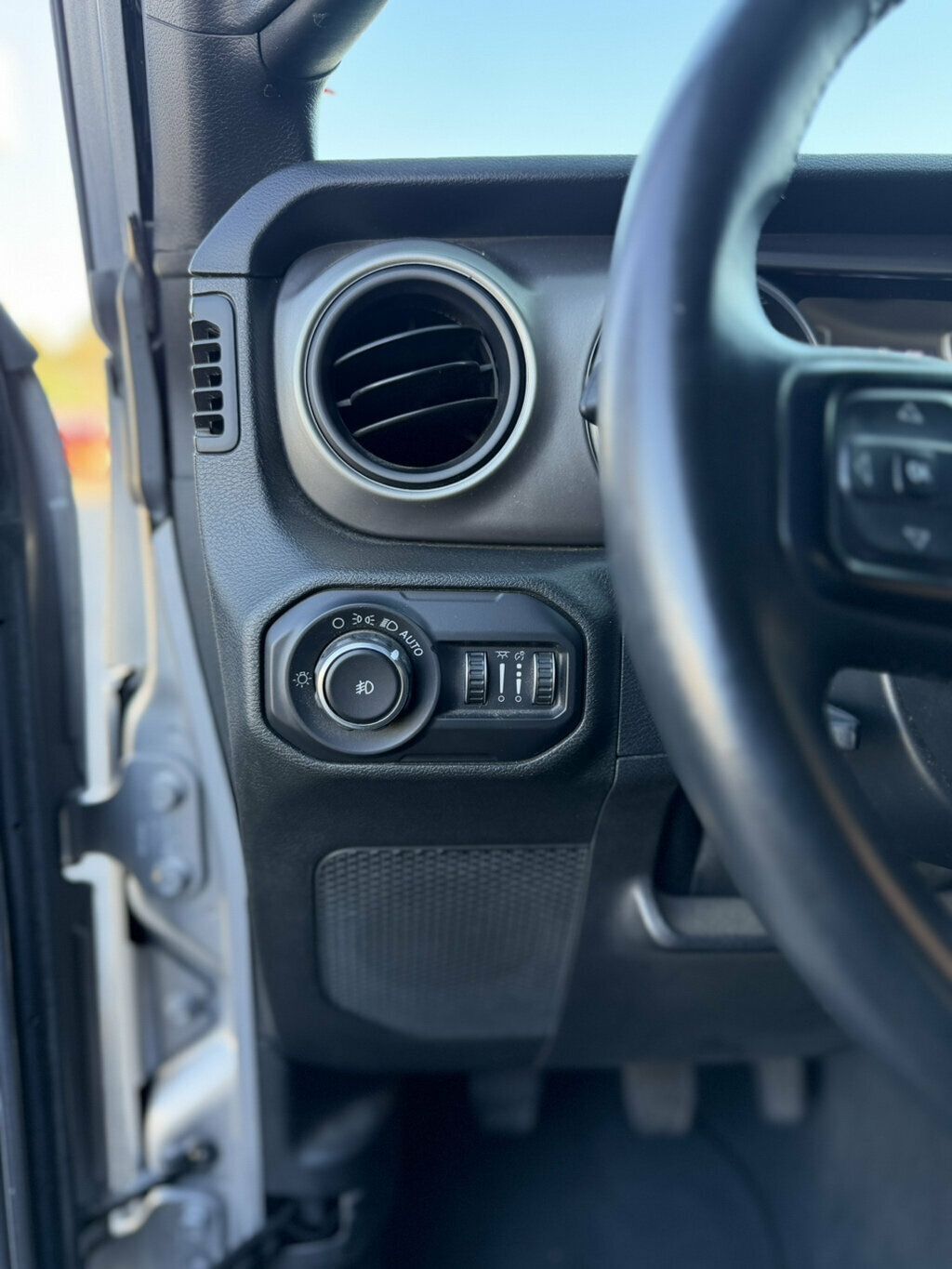 Jeep Wrangler JK photo 19