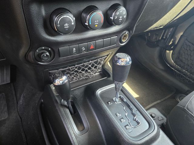 2018 Jeep Wrangler JK Unlimited  - 23023789 - 19