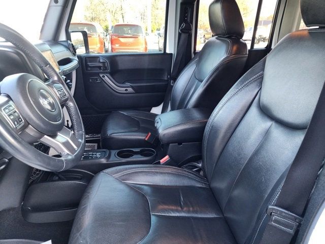 2018 Jeep Wrangler JK Unlimited Altitude 4x4 - 22947696 - 11