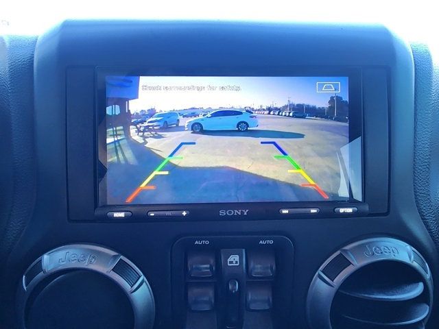 2018 Jeep Wrangler JK Unlimited Altitude 4x4 - 22947696 - 15