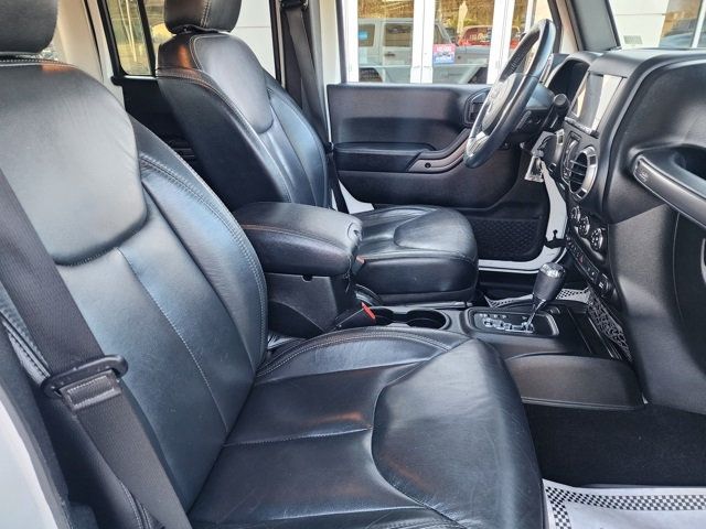 2018 Jeep Wrangler JK Unlimited Altitude 4x4 - 22947696 - 8