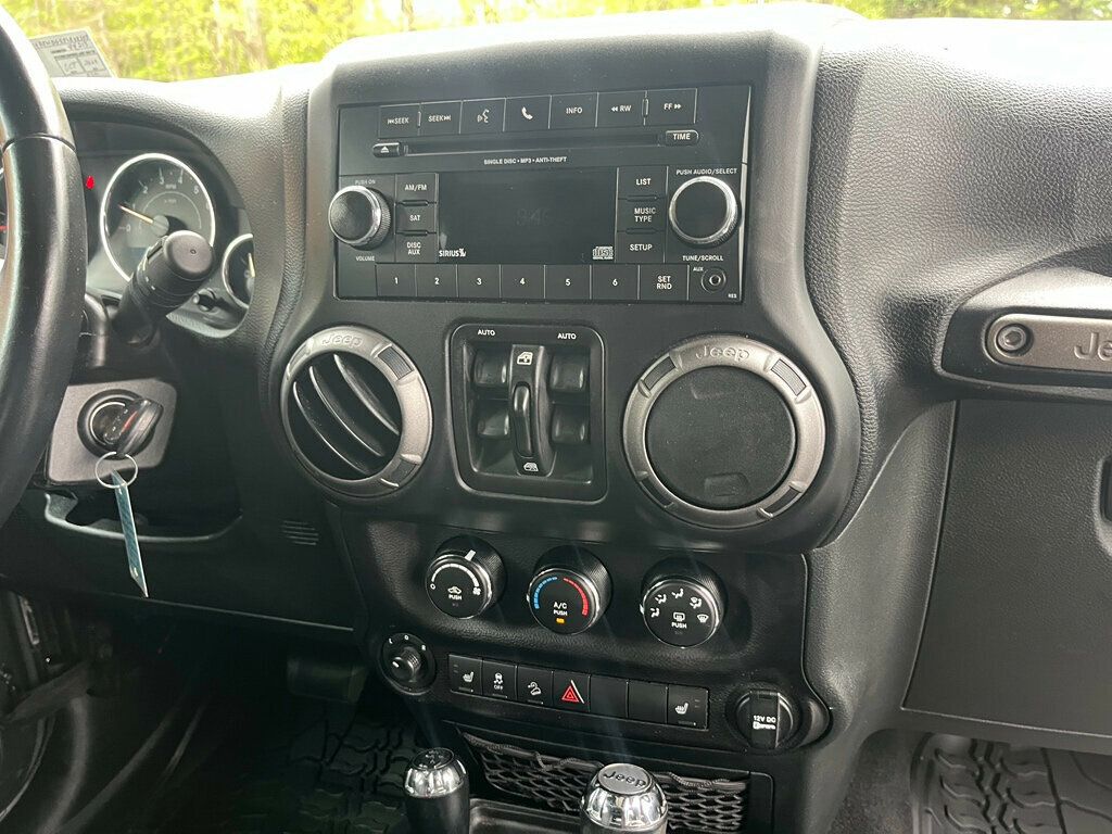 2018 Jeep Wrangler JK Unlimited Lifted Hardtop 4x4 Final Year JK 5-speed auto - 23006934 - 42