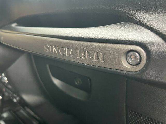 2018 Jeep Wrangler JK Unlimited Lifted Hardtop 4x4 Final Year JK 5-speed auto - 23006934 - 44