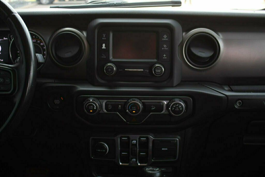 2018 Jeep Wrangler Unlimited Sport S W photo 12