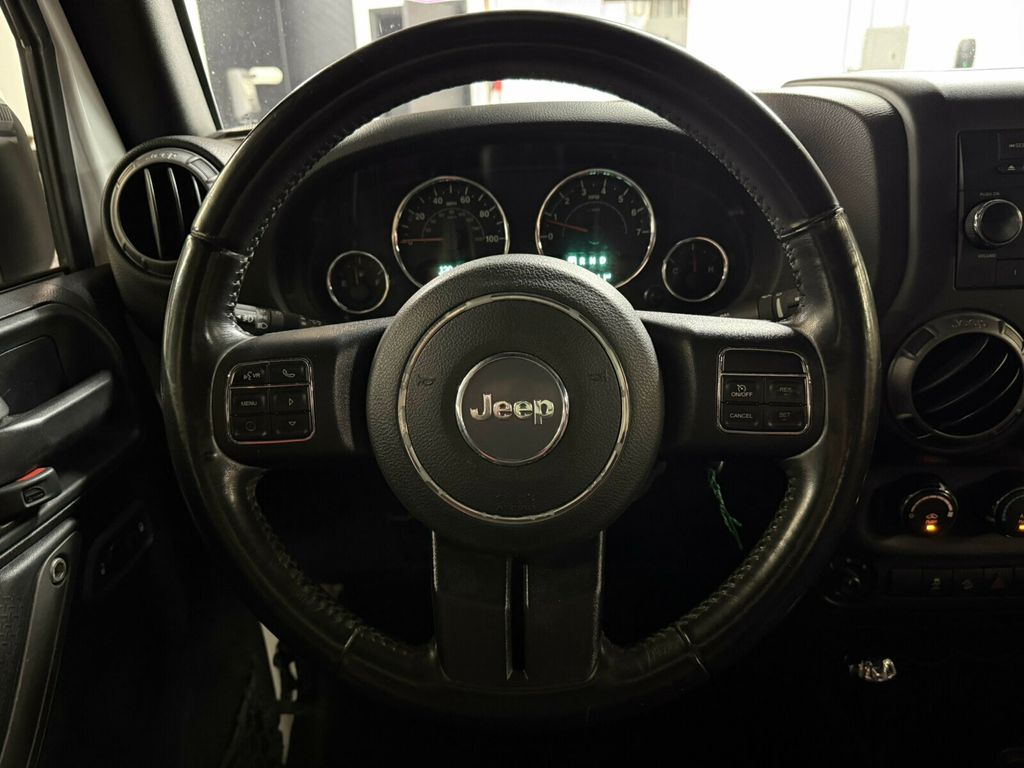 2018 Jeep Wrangler JK Unlimited Local Trade/Sport S Pkg/Remote Keyless Entry/Leather Seats/4X4 - 23061715 - 16