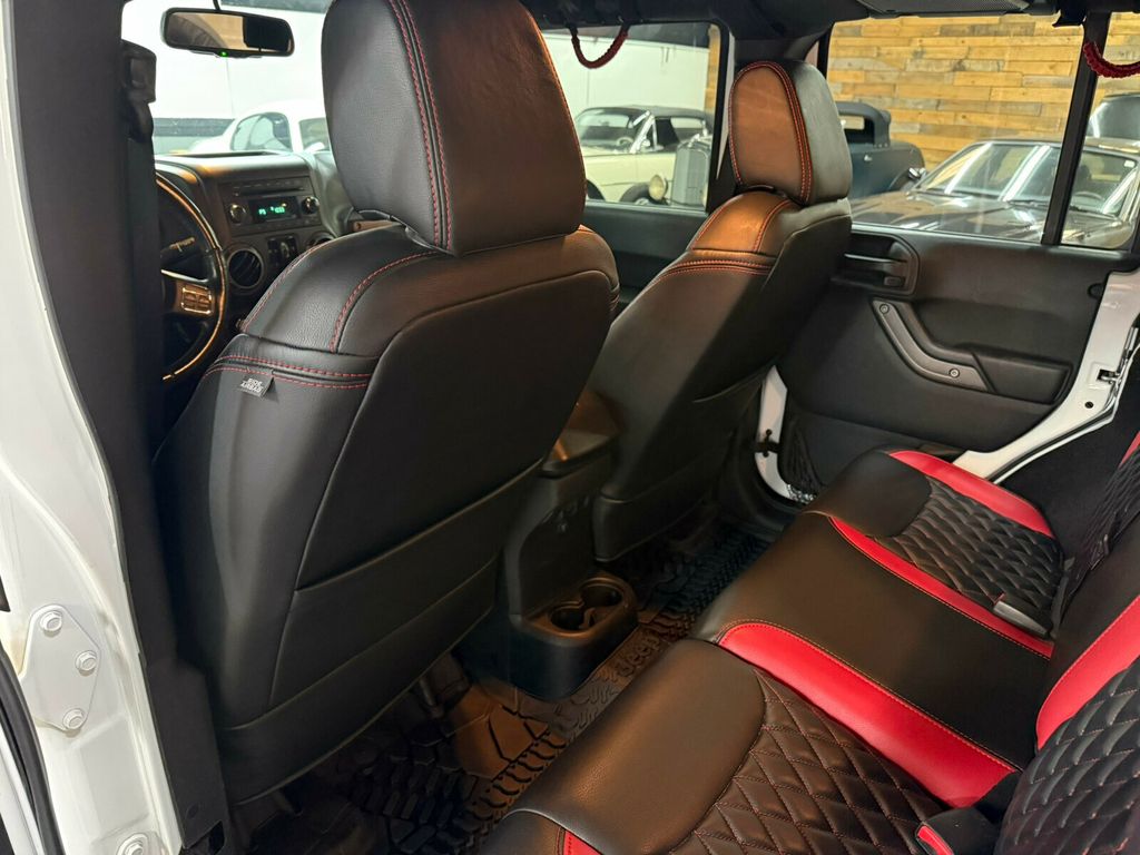 2018 Jeep Wrangler JK Unlimited Local Trade/Sport S Pkg/Remote Keyless Entry/Leather Seats/4X4 - 23061715 - 22